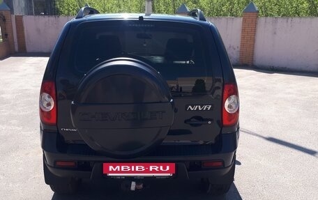 Chevrolet Niva I рестайлинг, 2014 год, 850 000 рублей, 3 фотография