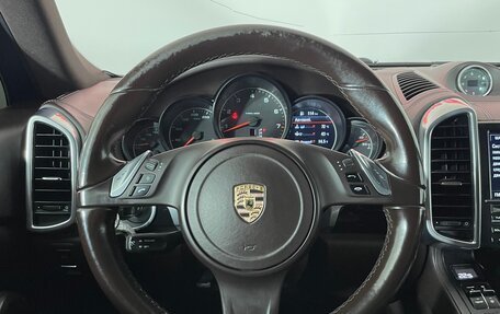 Porsche Cayenne III, 2012 год, 2 209 000 рублей, 11 фотография