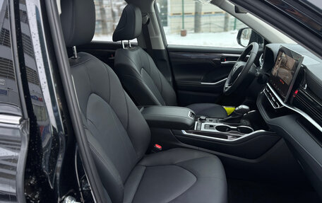 Toyota Highlander, 2025 год, 5 890 000 рублей, 21 фотография