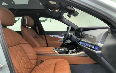 BMW 7 серия, 2025 год, 25 490 000 рублей, 10 фотография