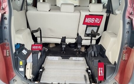 Toyota Sienta II, 2021 год, 1 650 000 рублей, 3 фотография