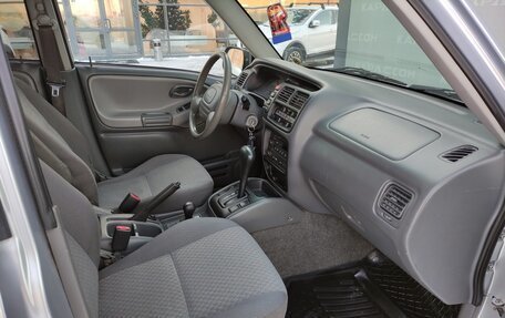 Chevrolet Tracker II, 2003 год, 550 000 рублей, 7 фотография