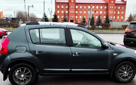 Renault Sandero I, 2010 год, 690 000 рублей, 2 фотография