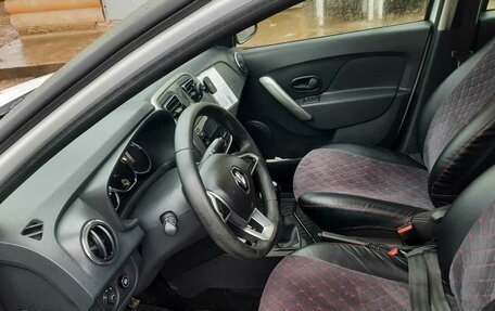 Renault Logan II, 2021 год, 650 000 рублей, 12 фотография