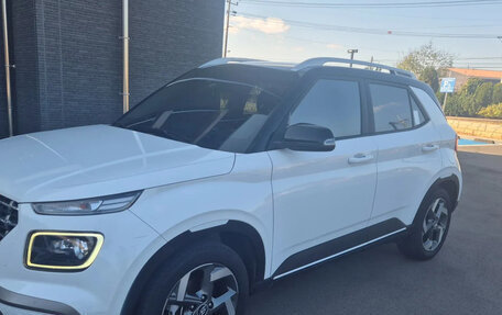 Hyundai Venue I, 2023 год, 1 830 000 рублей, 4 фотография