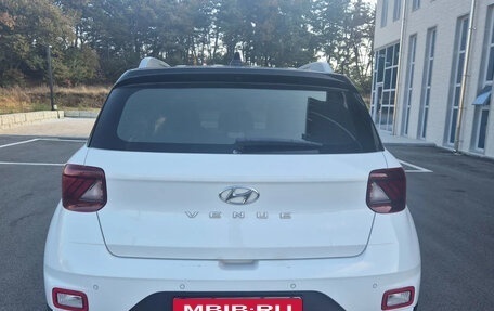 Hyundai Venue I, 2023 год, 1 830 000 рублей, 7 фотография