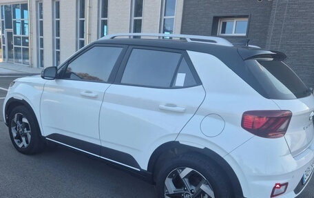 Hyundai Venue I, 2023 год, 1 830 000 рублей, 3 фотография