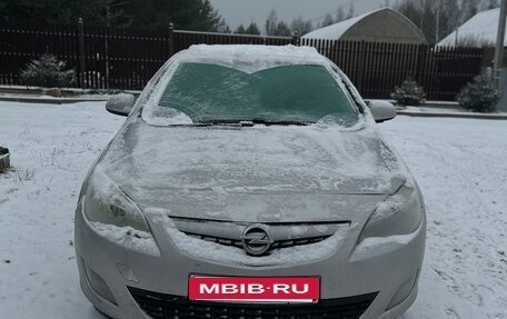 Opel Astra J, 2011 год, 350 000 рублей, 8 фотография