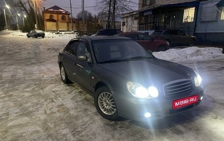 Hyundai Sonata IV рестайлинг, 2005 год, 370 000 рублей, 2 фотография