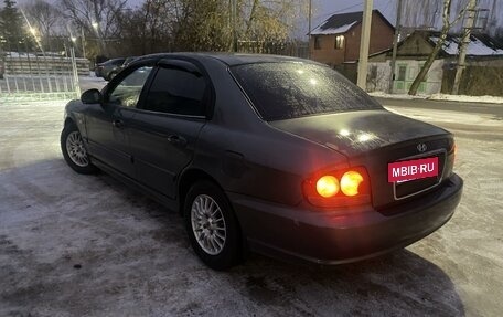 Hyundai Sonata IV рестайлинг, 2005 год, 370 000 рублей, 4 фотография