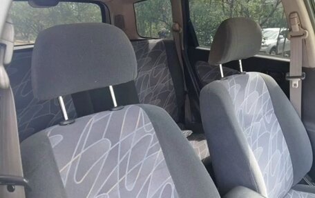 Nissan Wingroad III, 2000 год, 500 000 рублей, 8 фотография