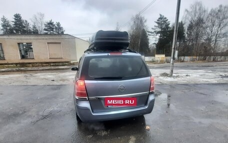 Opel Zafira B, 2005 год, 300 000 рублей, 5 фотография
