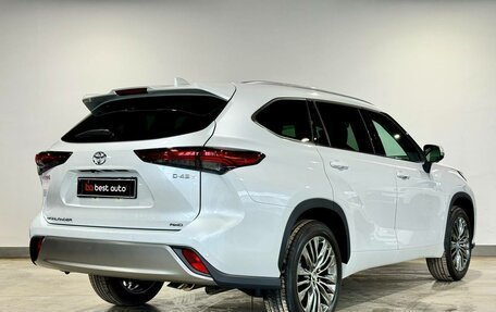 Toyota Highlander, 2025 год, 5 650 000 рублей, 6 фотография