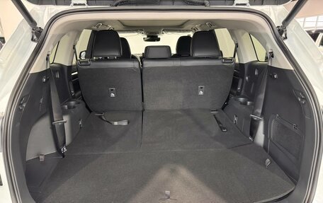 Toyota Highlander, 2025 год, 5 650 000 рублей, 30 фотография