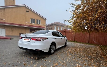 Toyota Camry, 2021 год, 2 000 000 рублей, 3 фотография