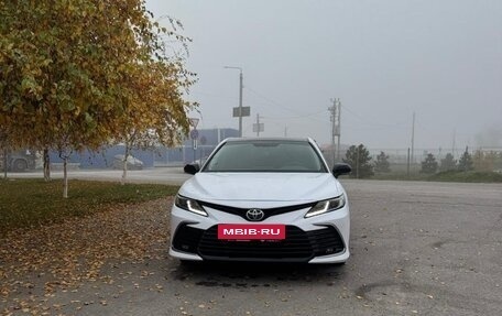 Toyota Camry, 2021 год, 2 000 000 рублей, 7 фотография