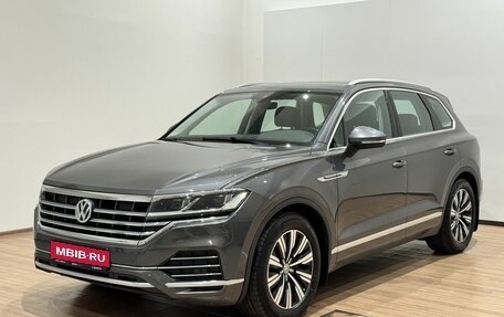 Volkswagen Touareg III, 2020 год, 5 850 000 рублей, 1 фотография