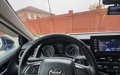 Toyota Camry, 2021 год, 2 000 000 рублей, 12 фотография