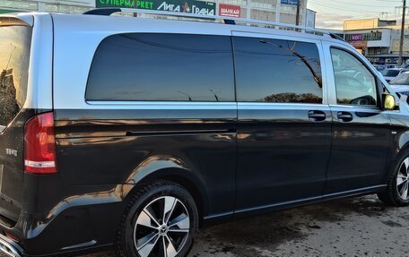 Mercedes-Benz V-Класс, 2021 год, 5 900 000 рублей, 3 фотография