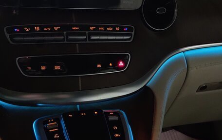 Mercedes-Benz V-Класс, 2021 год, 5 900 000 рублей, 10 фотография