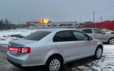 Volkswagen Jetta VI, 2010 год, 620 000 рублей, 5 фотография