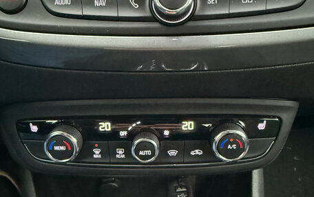 Opel Crossland X I, 2021 год, 1 950 000 рублей, 16 фотография