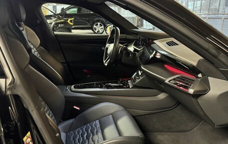 Audi e-tron GT, 2021 год, 8 490 000 рублей, 25 фотография