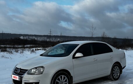 Volkswagen Jetta VI, 2010 год, 750 000 рублей, 6 фотография