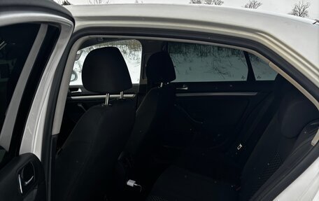 Volkswagen Jetta VI, 2010 год, 750 000 рублей, 9 фотография