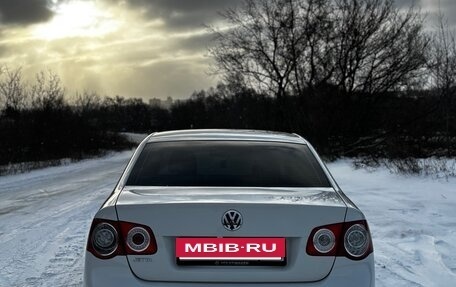 Volkswagen Jetta VI, 2010 год, 750 000 рублей, 4 фотография