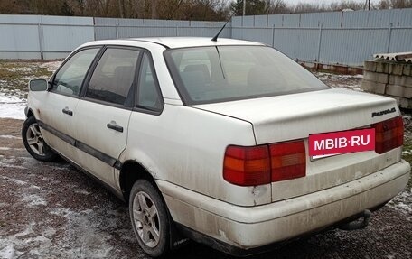 Volkswagen Passat B4, 1994 год, 235 000 рублей, 4 фотография