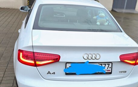 Audi A4, 2014 год, 2 500 000 рублей, 6 фотография
