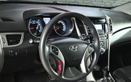 Hyundai i30 II рестайлинг, 2015 год, 1 150 000 рублей, 12 фотография