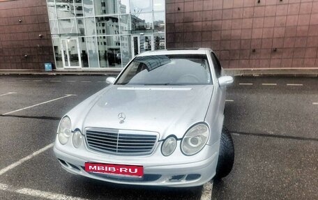 Mercedes-Benz E-Класс, 2003 год, 570 000 рублей, 4 фотография