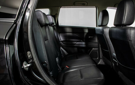 Mitsubishi Outlander III рестайлинг 3, 2013 год, 1 270 000 рублей, 9 фотография