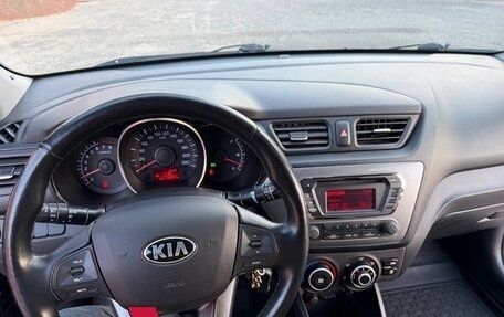 KIA Rio III рестайлинг, 2014 год, 940 000 рублей, 19 фотография