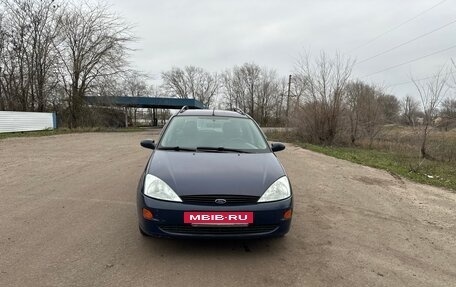 Ford Focus IV, 2001 год, 207 000 рублей, 2 фотография