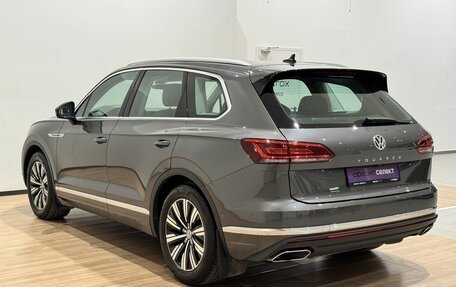 Volkswagen Touareg III, 2020 год, 5 850 000 рублей, 7 фотография