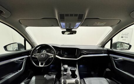 Volkswagen Touareg III, 2020 год, 5 850 000 рублей, 14 фотография