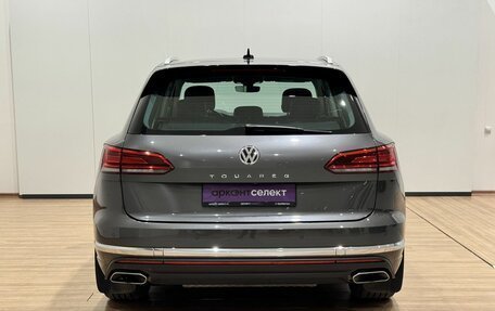 Volkswagen Touareg III, 2020 год, 5 850 000 рублей, 6 фотография