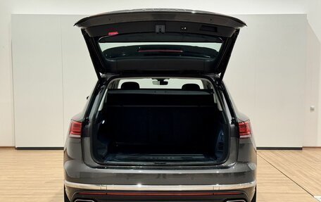 Volkswagen Touareg III, 2020 год, 5 850 000 рублей, 25 фотография