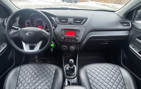 KIA Rio III рестайлинг, 2013 год, 790 000 рублей, 5 фотография