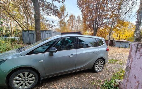 Opel Zafira C рестайлинг, 2014 год, 1 050 000 рублей, 1 фотография