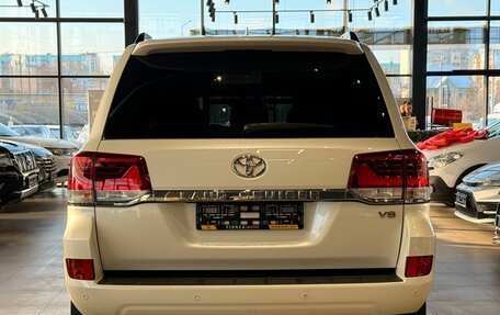 Toyota Land Cruiser 200, 2019 год, 6 350 000 рублей, 5 фотография