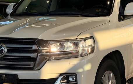 Toyota Land Cruiser 200, 2019 год, 6 350 000 рублей, 7 фотография