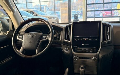 Toyota Land Cruiser 200, 2019 год, 6 350 000 рублей, 23 фотография