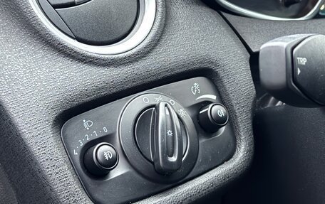 Ford Fiesta, 2015 год, 939 000 рублей, 20 фотография