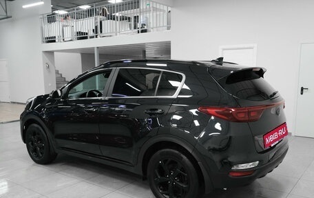 KIA Sportage IV рестайлинг, 2021 год, 2 370 000 рублей, 3 фотография