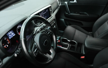 KIA Sportage IV рестайлинг, 2021 год, 2 370 000 рублей, 13 фотография