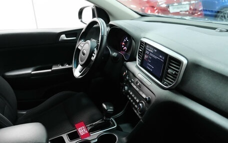 KIA Sportage IV рестайлинг, 2021 год, 2 370 000 рублей, 15 фотография